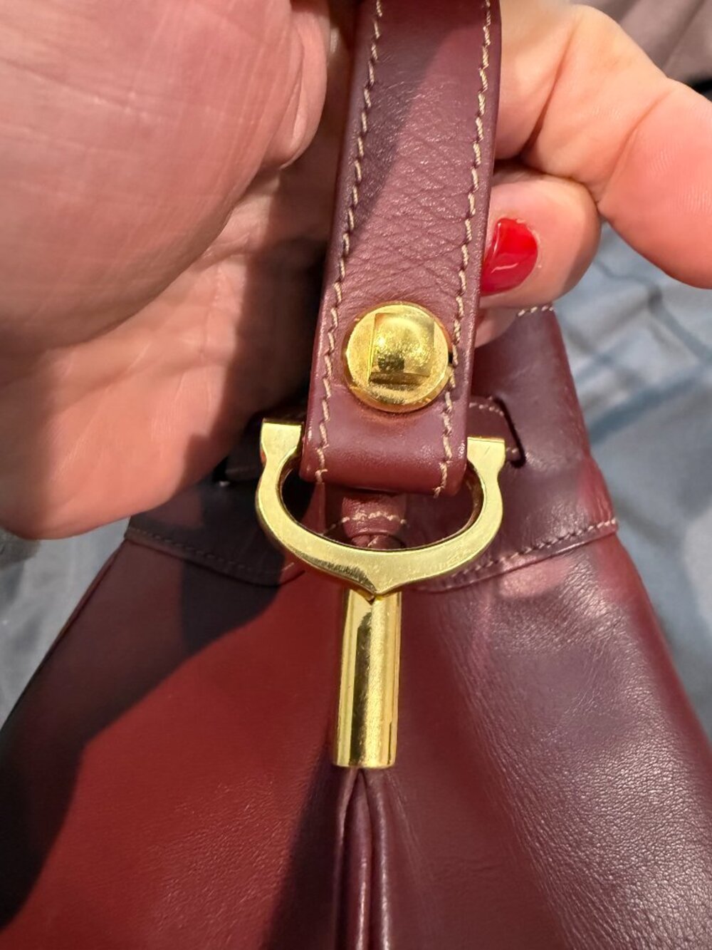 Vintage Must de Cartier Bordeaux Leather Drawstring Bucket Bag Gold Hardware - Picture 3 of 10